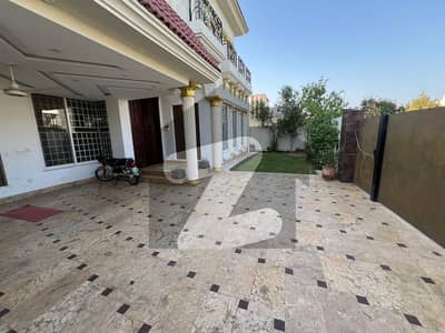 1 Kanal Luxury House On Main Boulevard For Sale In Overseas B Bahria Town Lahore