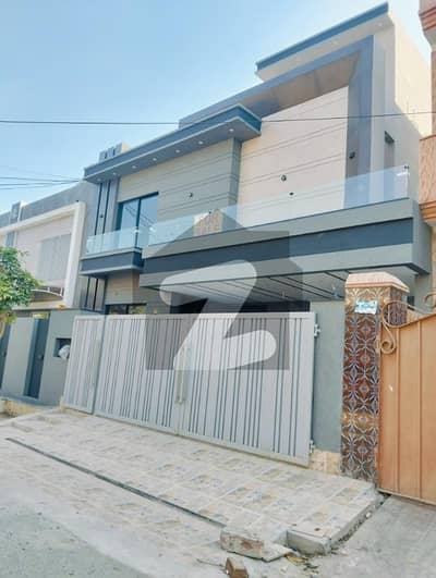 واپڈا ٹاؤن فیز 1 واپڈا ٹاؤن,لاہور میں 5 کمروں کا 10 مرلہ مکان 5.7 کروڑ میں برائے فروخت۔