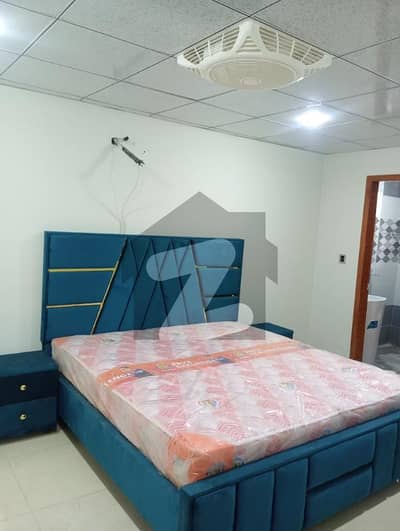 واپڈا سٹی فیصل آباد میں 2 مرلہ کمرہ 36.0 ہزار میں کرایہ پر دستیاب ہے۔