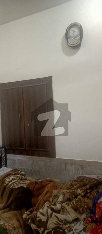 Lower Portion For Rent In Gulberg 2 For Bachelor