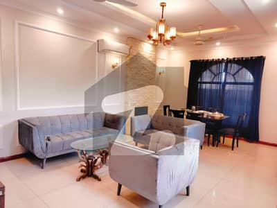 ڈی ایچ اے 9 ٹاؤن ڈیفنس (ڈی ایچ اے),لاہور میں 3 کمروں کا 5 مرلہ مکان 1.8 لاکھ میں کرایہ پر دستیاب ہے۔