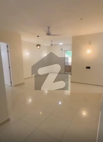 لکی وَن آپارٹمنٹ راشد منہاس روڈ,کراچی میں 3 کمروں کا 8 مرلہ فلیٹ 1.6 لاکھ میں کرایہ پر دستیاب ہے۔