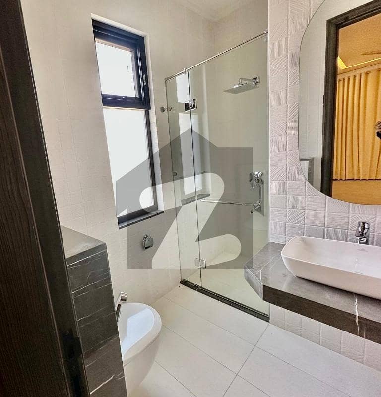 Brand New Luxury 8 Bedroom House With Swimming Pool Brand New Luxury 8 Bedroom House With Swimming Pool