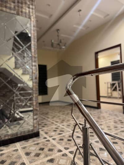 پارک ویو سٹی لاہور میں 4 کمروں کا 5 مرلہ مکان 85.0 ہزار میں کرایہ پر دستیاب ہے۔