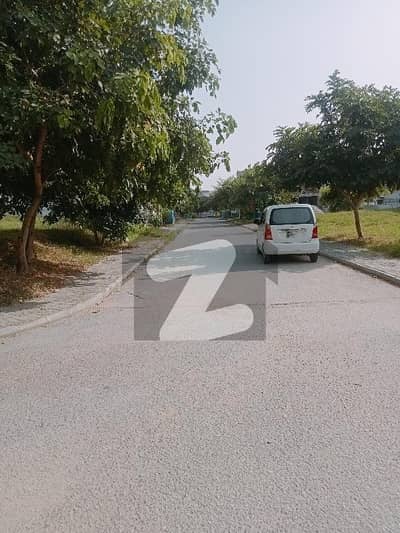 DHA Valley Islamabad Rose 8 Marla All Dues Clear Plot Available Top Hight Location Solid Land Plot For Sale