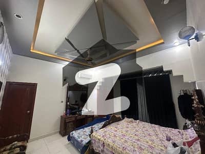 Get This Amazing 400 Square Yards House Available In Gulshan-e-Iqbal - Block 5