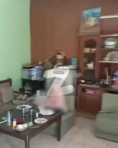 علامہ اقبال ٹاؤن لاہور میں 2 کمروں کا 10 مرلہ بالائی پورشن 45.0 ہزار میں کرایہ پر دستیاب ہے۔