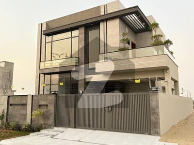 10 Marla Modern House Sector C, DHA Bahawalpur