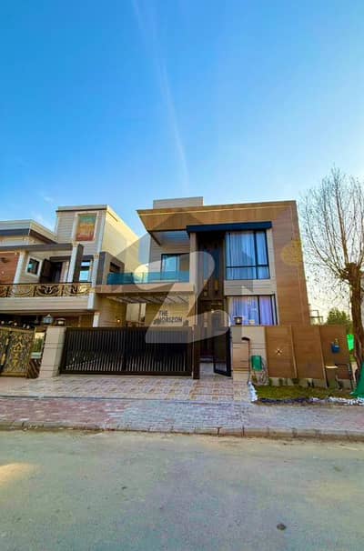 بحریہ آرچرڈ فیز 1 بحریہ آرچرڈ,لاہور میں 5 کمروں کا 10 مرلہ مکان 4.5 کروڑ میں برائے فروخت۔