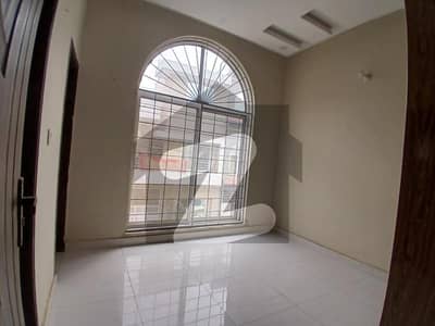 562 sqft 1 bed studio apartment available for rent in Central park Lahore