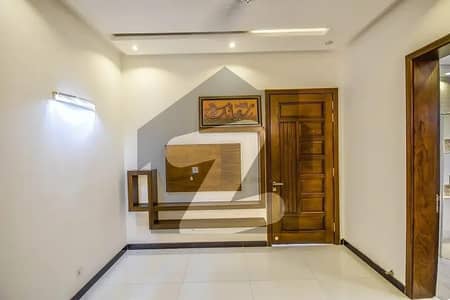 10 Marla House For Sale In DHA Phase 7 Y Block Park Facing Near McDonald's 5.35 Crore