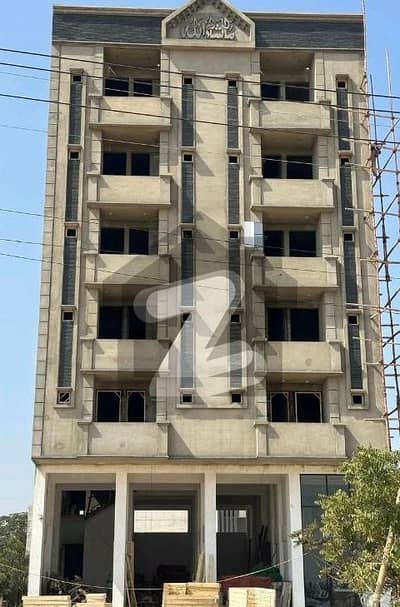 Luxurious Flat For Sale On Prime Location With Easy Installments