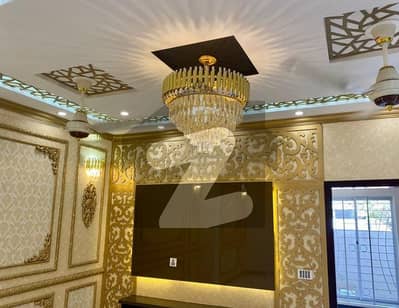 بحریہ ٹاؤن سیکٹر ای بحریہ ٹاؤن,لاہور میں 1 کمرے کا 5 مرلہ زیریں پورشن 40.0 ہزار میں کرایہ پر دستیاب ہے۔