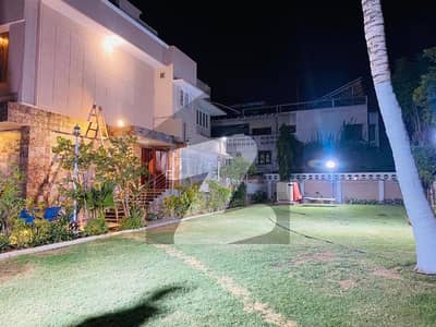 ٹیپو سلطان روڈ کراچی میں 2 کنال مکان 38.5 کروڑ میں برائے فروخت۔