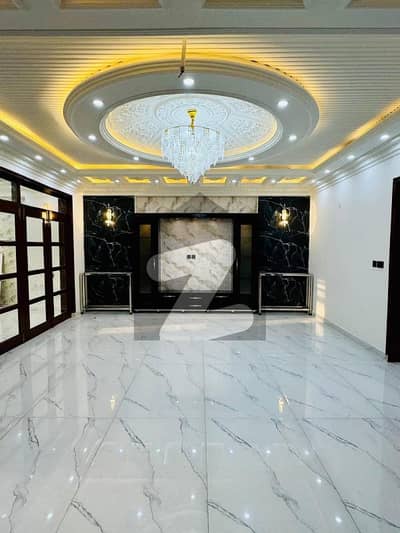 ڈی ایچ اے فیز 7 ڈیفنس (ڈی ایچ اے),لاہور میں 1 کنال مکان 2.9 لاکھ میں کرایہ پر دستیاب ہے۔