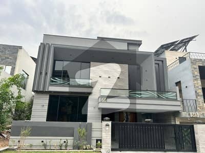 BRAND NEW DESIGNER HOUSE FOR SALE