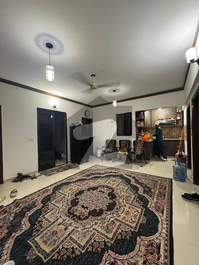 بخاری کمرشل ایریا ڈی ایچ اے فیز 6,ڈی ایچ اے ڈیفینس,کراچی میں 3 کمروں کا 5 مرلہ فلیٹ 1.25 لاکھ میں کرایہ پر دستیاب ہے۔