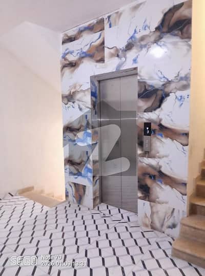 اَپر غزری غِزری,کراچی میں 3 کمروں کا 4 مرلہ فلیٹ 36.0 ہزار میں کرایہ پر دستیاب ہے۔