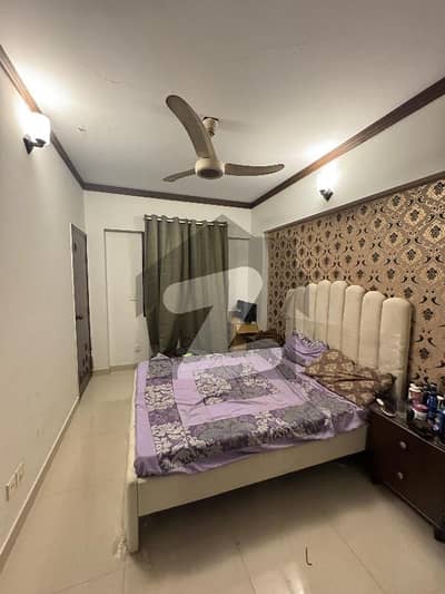 بخاری کمرشل ایریا ڈی ایچ اے فیز 6,ڈی ایچ اے ڈیفینس,کراچی میں 3 کمروں کا 5 مرلہ فلیٹ 1.2 لاکھ میں کرایہ پر دستیاب ہے۔