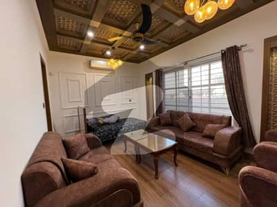 بحریہ ٹاؤن فیز 8 ۔ عثمان بلاک بحریہ ٹاؤن فیز 8 ۔ سفاری ویلی,بحریہ ٹاؤن فیز 8,بحریہ ٹاؤن راولپنڈی,راولپنڈی میں 2 کمروں کا 7 مرلہ زیریں پورشن 1.1 لاکھ میں کرایہ پر دستیاب ہے۔