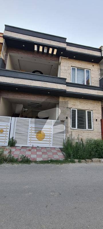 5 Marla upper portion available for Rent