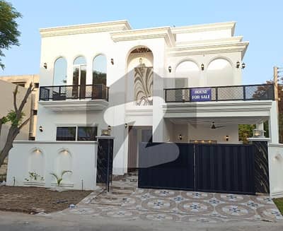 نیسپاک ہاؤسنگ سوسائٹی فیز 3 - بلاک بی نیسپاک سکیم فیز 3,ڈیفینس روڈ,لاہور میں 5 کمروں کا 9 مرلہ مکان 4.15 کروڑ میں برائے فروخت۔