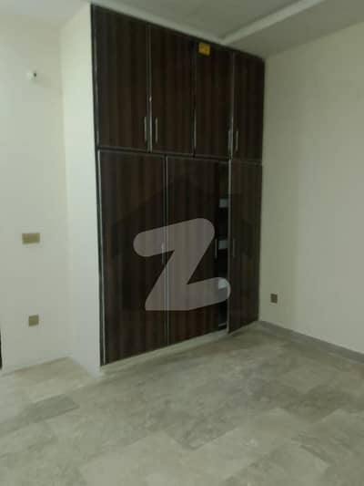 بینکرز ہاؤسنگ سوسائٹی - بلاک سی بینکرز کوآپریٹو ہاؤسنگ سوسائٹی,لاہور میں 1 کمرے کا 5 مرلہ زیریں پورشن 45.0 ہزار میں کرایہ پر دستیاب ہے۔