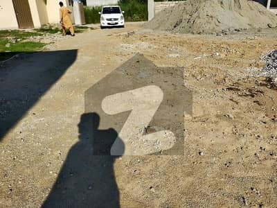 نیشنل انڈسٹریل زون راولپنڈی میں 2 کنال صنعتی زمین 2.25 کروڑ میں برائے فروخت۔