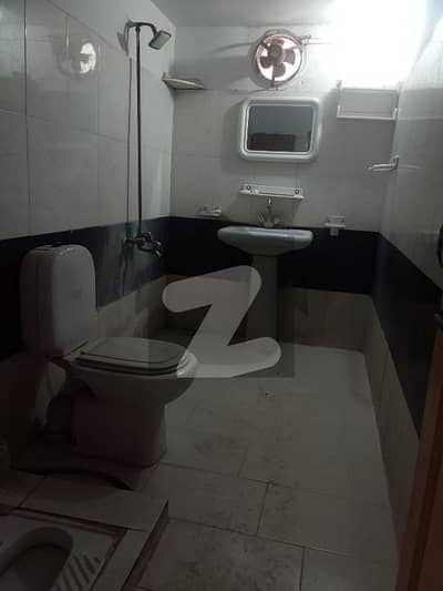 اصغر مال سکیم راولپنڈی میں 2 کمروں کا 14 مرلہ بالائی پورشن 80.0 ہزار میں کرایہ پر دستیاب ہے۔