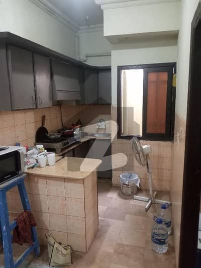 گلستانِِ جوہر ۔ بلاک اے 3 گلستانِ جوہر,کراچی میں 4 کمروں کا 5 مرلہ مکان 62.0 ہزار میں کرایہ پر دستیاب ہے۔