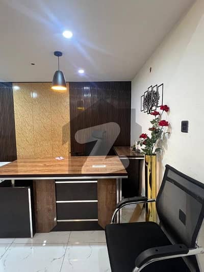 بحریہ ٹاؤن لاہور میں 1 مرلہ دفتر 35.0 ہزار میں کرایہ پر دستیاب ہے۔