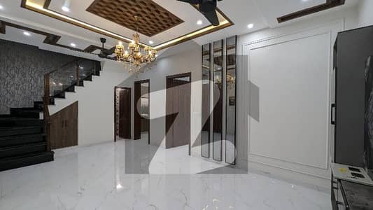 5 MARLA BEAUTIFUL HOUSE FOR SALE IN PARAGON CITY