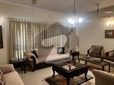 500 yards owner built house for sale at khy Shamsheer wellmaintained at most attractive location reasonable demand.