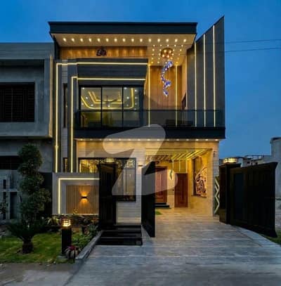 5 Marla Ultra Modern Brand New House For Sale In DHA Phase 9