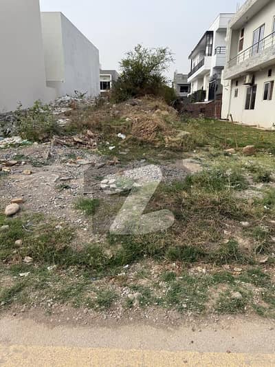 10 Marla Invest Rate Plot For Sale