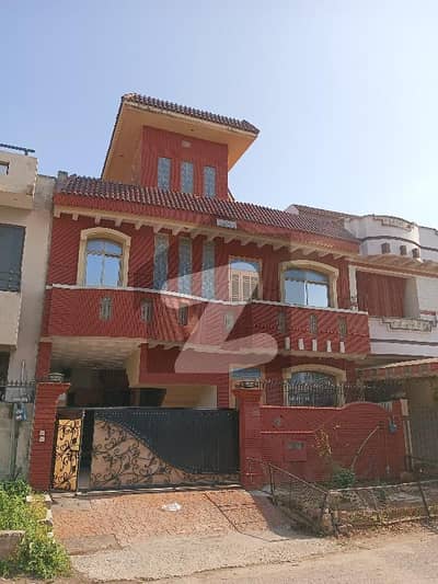 30x60 House For Sale G-13/3 Islamabad