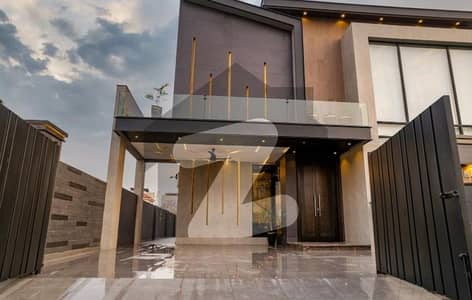 1 Kanal House For sale In DHA Phase 7 - Block Z