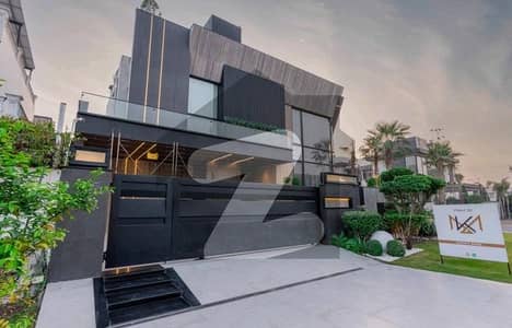 House In DHA Phase 7 - Block W For sale