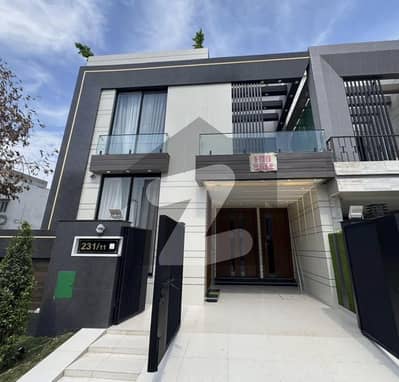 5 MARLA MODERN DESIGNER HOUSE FOR SALE AT BAHRIA TOWN LAHORE