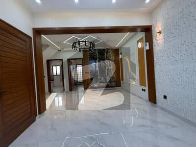 بحریہ آرچرڈ فیز 2 بحریہ آرچرڈ,لاہور میں 3 کمروں کا 5 مرلہ مکان 2.15 کروڑ میں برائے فروخت۔