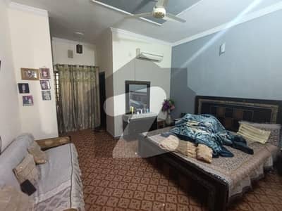 چکلالہ سکیم 3 چکلالہ سکیم,راولپنڈی میں 4 کمروں کا 5 مرلہ مکان 1.9 کروڑ میں برائے فروخت۔