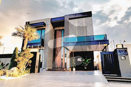 Charming 3-Bedroom 5 Marla House in DHA with Modern Comfort with Stylish Finishes. 100% original deal.