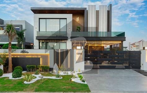 Ideally Located House For sale In DHA Phase 7 - Block P Available