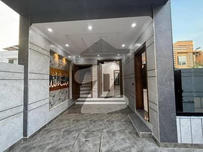 بحریہ آرچرڈ فیز 2 بحریہ آرچرڈ,لاہور میں 3 کمروں کا 5 مرلہ مکان 2.1 کروڑ میں برائے فروخت۔