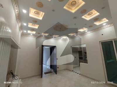 سمن آباد لاہور میں 5 کمروں کا 8 مرلہ مکان 5.5 کروڑ میں برائے فروخت۔