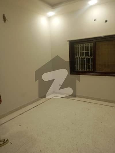 نارتھ ناظم آباد ۔ بلاک سی نارتھ ناظم آباد,کراچی میں 5 کمروں کا 1 کنال مکان 3.0 لاکھ میں کرایہ پر دستیاب ہے۔