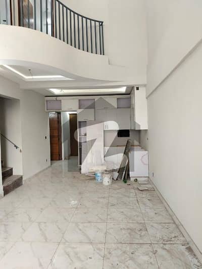 نارتھ ناظم آباد ۔ بلاک ایف نارتھ ناظم آباد,کراچی میں 4 کمروں کا 8 مرلہ فلیٹ 1.35 لاکھ میں کرایہ پر دستیاب ہے۔