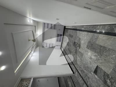 Non Furnished 2 Bedroom Available