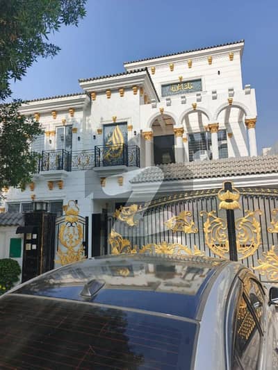 1 Kanal House For Rent In Bahria Town Sector C | 5 Beds | 5 Baths | PKR 350,000 | Price Negotiable