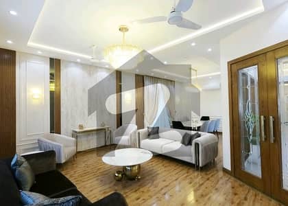 ڈی ایچ اے فیز 5 ڈیفنس (ڈی ایچ اے),لاہور میں 5 کمروں کا 2 کنال مکان 25.0 کروڑ میں برائے فروخت۔